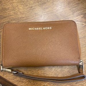 Michael Kors Jet Set Leather Wallet